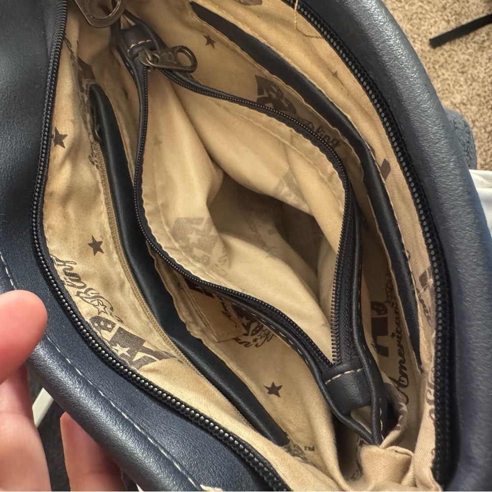 American Bling Y2K Navy Star Studded Crossbody Bag - Picture 6 of 7